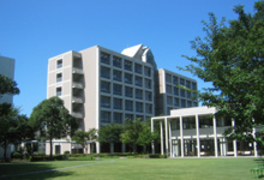 愛知学泉短期大学
